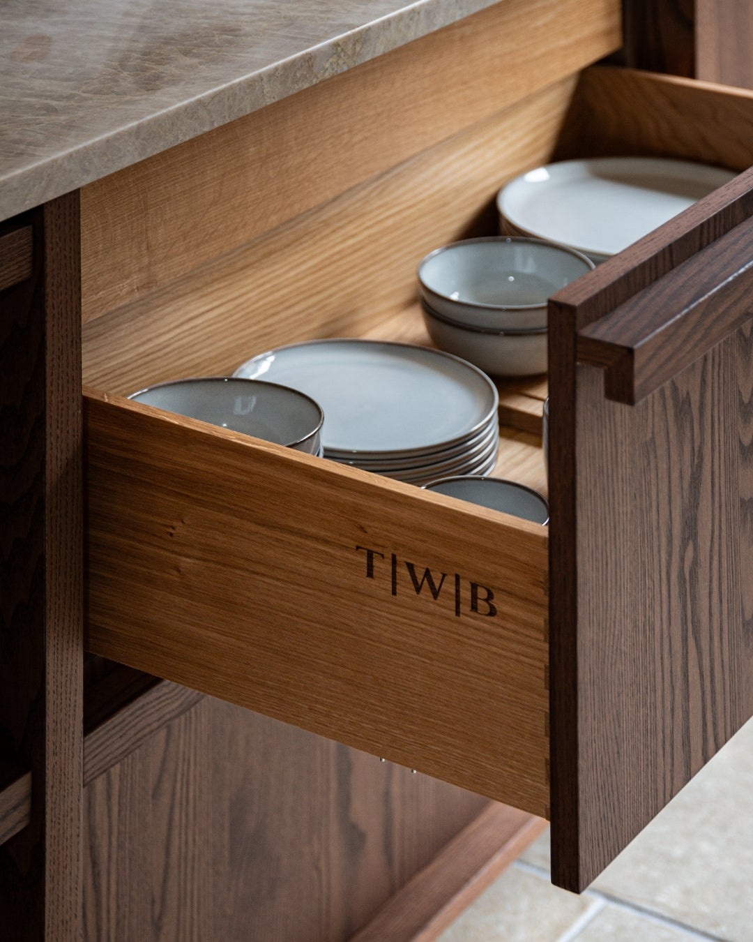 Wood veneer applied to modern kitchen furniture